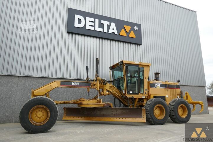 Grader Caterpillar 140H