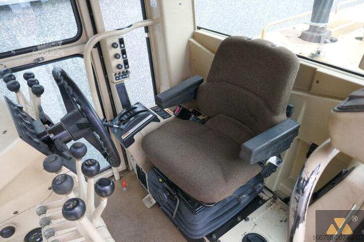 Grader Caterpillar 140H