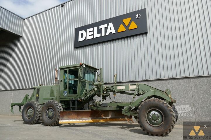 Grader Caterpillar 130G Ex-army