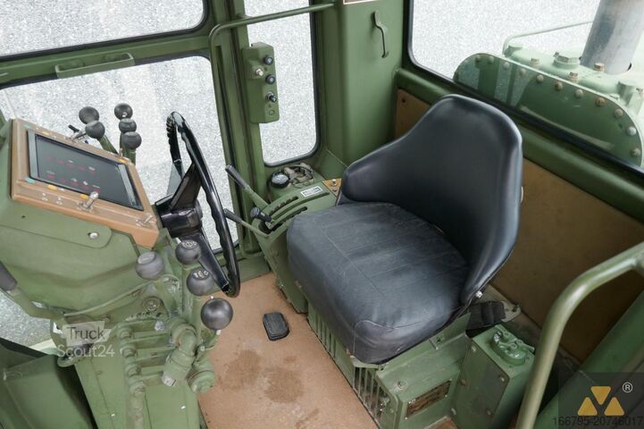 Grader Caterpillar 130G Ex-army
