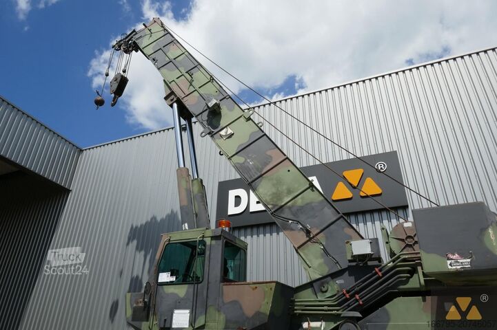 Ruw terrein kraan Grove RT875 Ex-army