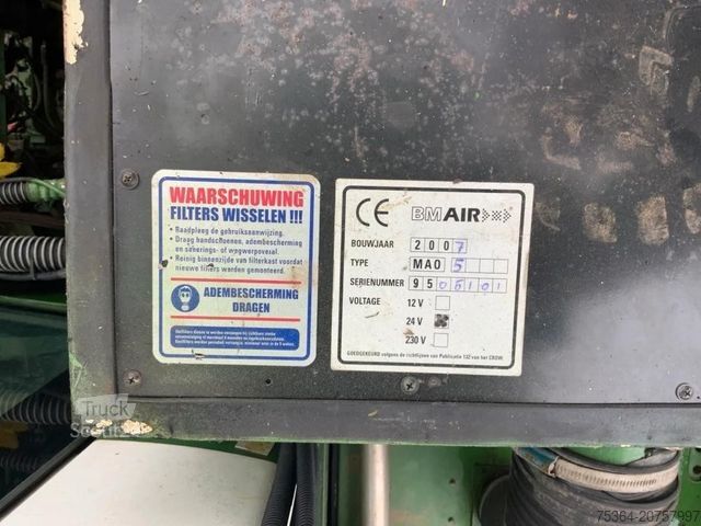 Ķēžu ekskavators KOMATSU PC240LC-8 DIESEL A/C