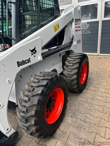 Riteņu iekrāvējs BOBCAT 863 Turbo   -   Schaufel