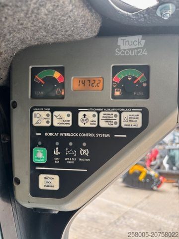 Riteņu iekrāvējs BOBCAT 863 Turbo   -   Schaufel