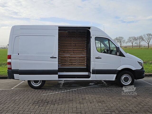 Bestelauto MERCEDES-BENZ SPRINTER 210