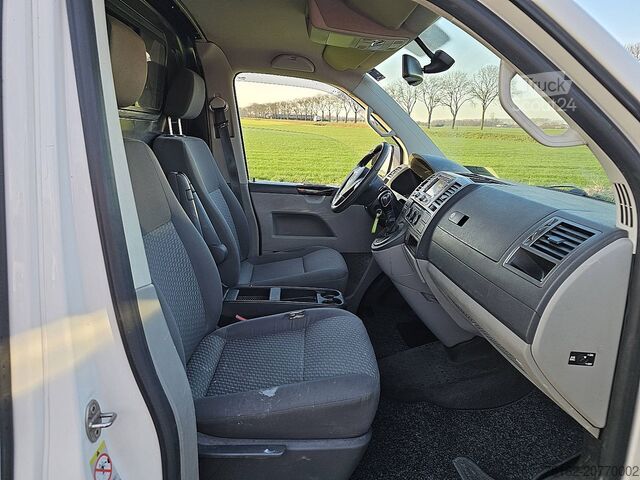 Camioneta familiar de techo alto VOLKSWAGEN TRANSPORTER 2.0 TDI L2H1 2xZijdeur Autom