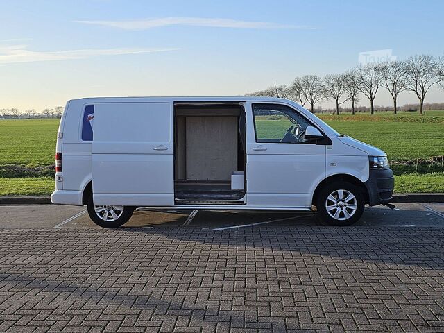 Camioneta familiar de techo alto VOLKSWAGEN TRANSPORTER 2.0 TDI L2H1 2xZijdeur Autom