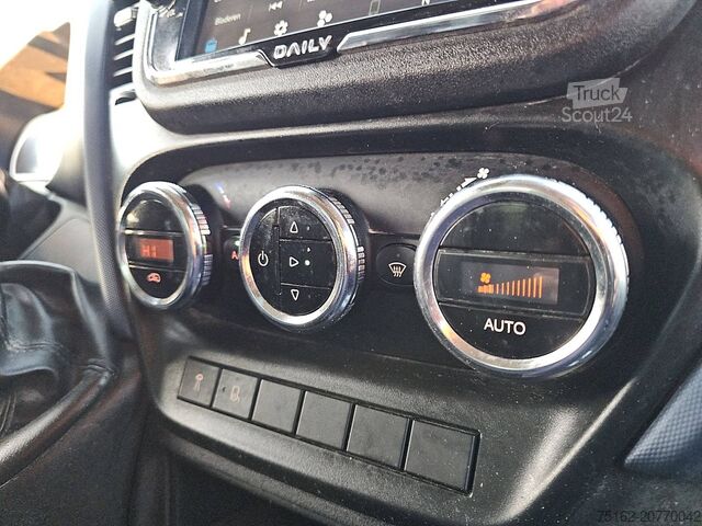 Volquete IVECO DAILY 35C18 3.0L 3-Zijden Kipper