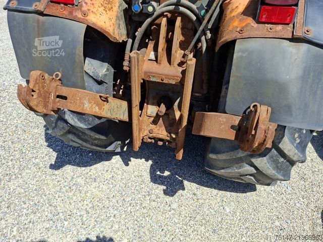 Altro FENDT 250KA 250V Schmalspurschlepper Allrad Kabine