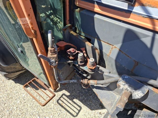 Altro FENDT 250KA 250V Schmalspurschlepper Allrad Kabine