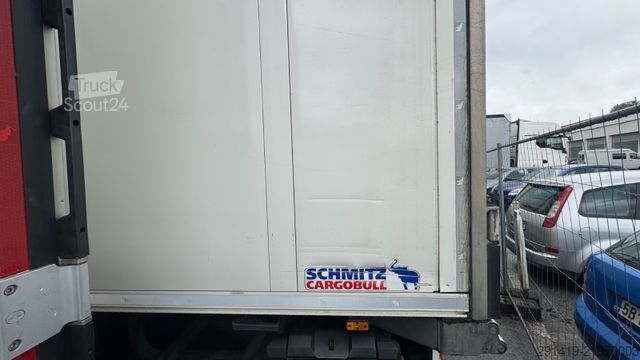 Refriģeratora puspiekabe SCHMITZ CARGOBULL SCB S3B Kühlkoffer Bj 2020