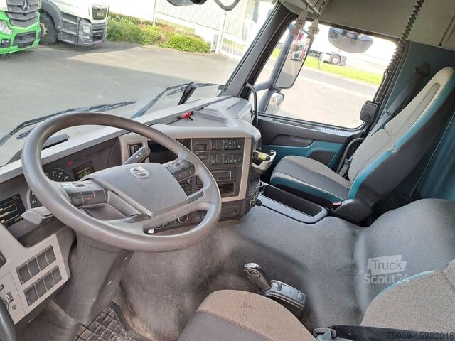 Autocisterna Volvo FM 500 6x2  378.741 km Laufleistung - 3 Kammern