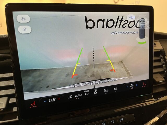 Ploščati dostavnik Ford E-Transit 350 L2H2 Trend 68 kWh 184 PK / 100% E...