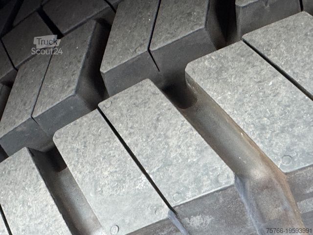 Вантажівка для напоїв MERCEDES-BENZ ANTOS 2527  / LBW / 2 x AHK / LENKACHSE / 18 PAL