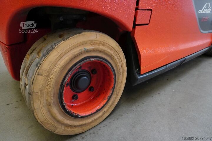 šakinis krautuvas Linde E 25 L 387