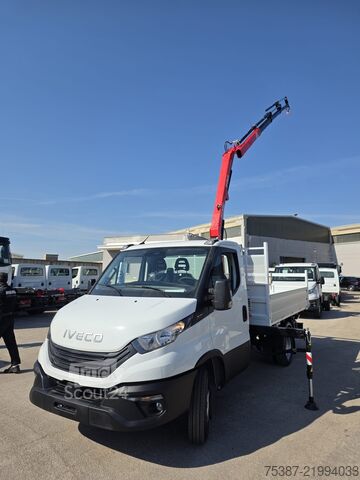 трьохсторонній самоскид-фургон Iveco Daily 35