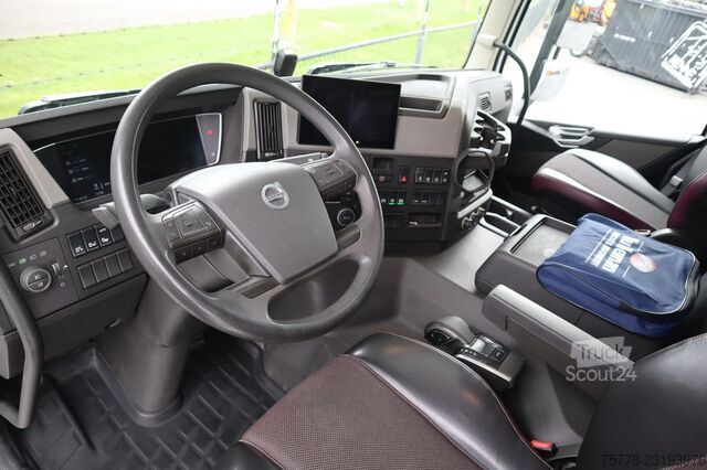  Volvo FM 380 6X2 | INSULATED + HEATING | 9.80 M BOX |...