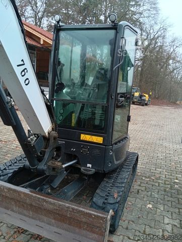 Mini-excavator BOBCAT E35 z