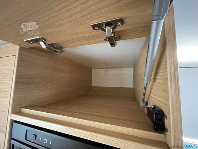 Альковний автокемпер ADRIA Coral XL 660 SL | 4,4t*Backofen*Autom*