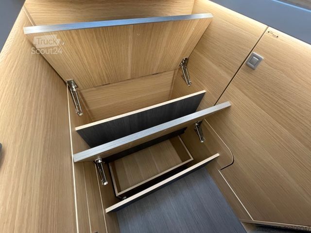 Альковний автокемпер ADRIA Coral XL 660 SL | 4,4t*Backofen*Autom*