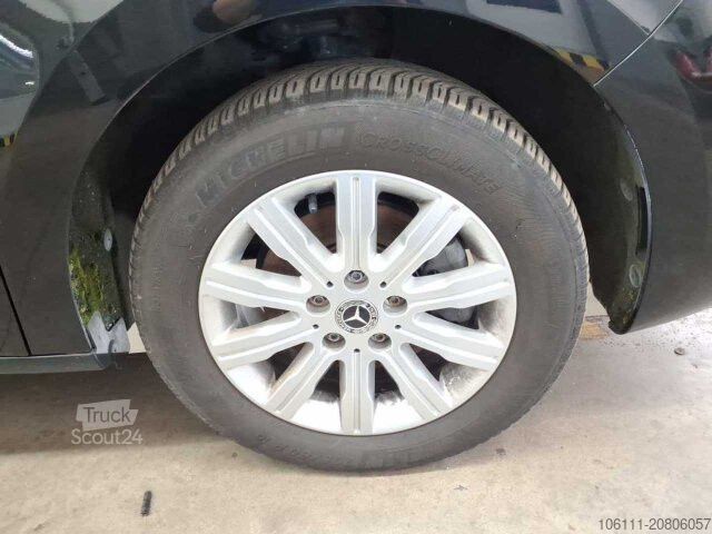 Minibus MERCEDES-BENZ T-Klasse 180 CDI ALCANTARA /AUTOMATIK PROGRESSIV