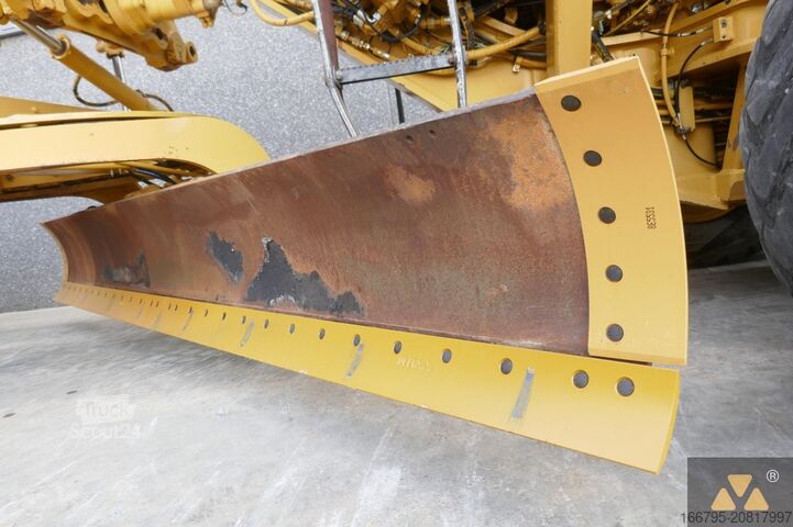 Grader Caterpillar 140H