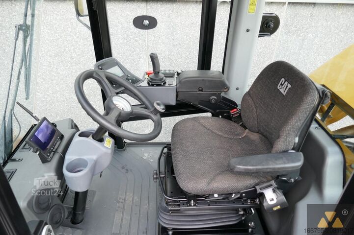 Role cu un singur tambur Caterpillar CS66B