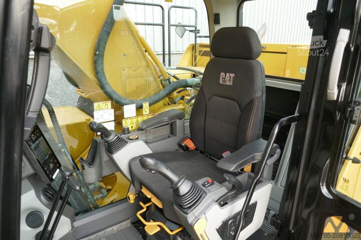 Excavator pe șenile Caterpillar 336