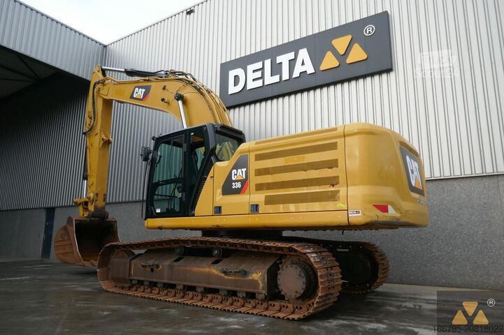 Excavator pe șenile Caterpillar 336