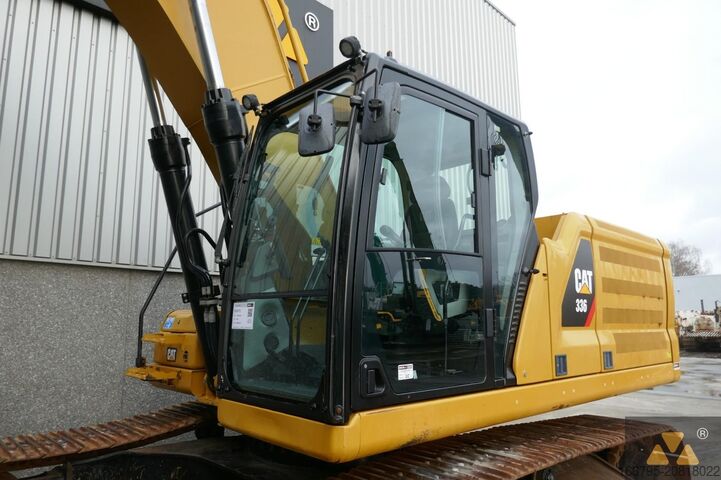Excavator pe șenile Caterpillar 336