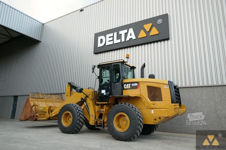 încărcător pe roți Caterpillar 930M