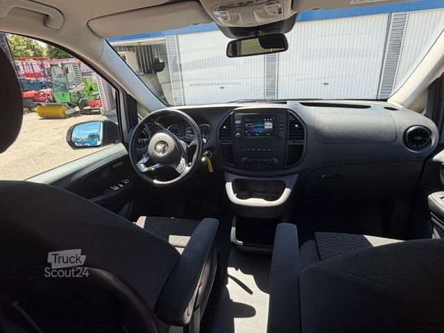 Микробус MERCEDES-BENZ Vito 116 CDI  Tourer 8-Sitzer Navi AHK Kugelkopf