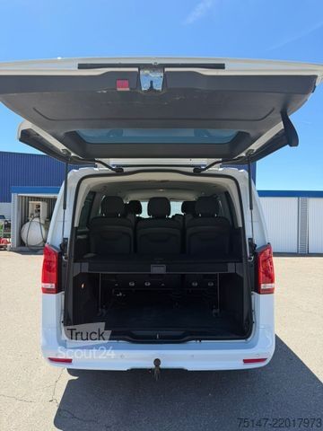 Микробус MERCEDES-BENZ Vito 116 CDI  Tourer 8-Sitzer Navi AHK Kugelkopf