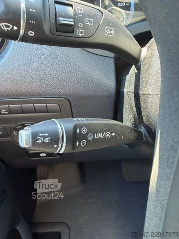 Микробус MERCEDES-BENZ Vito 116 CDI  Tourer 8-Sitzer Navi AHK Kugelkopf