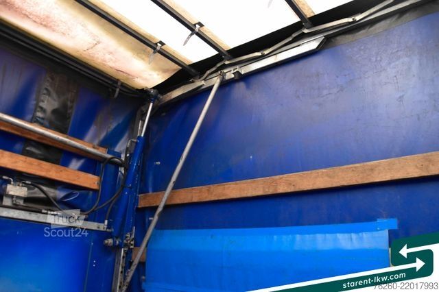 Semirimorchio con telone FLIEGL Hangler Megatrailer Schräglader Coil Bordwand