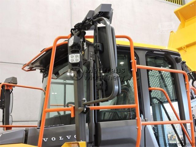 Sonstige VOLVO A30J
