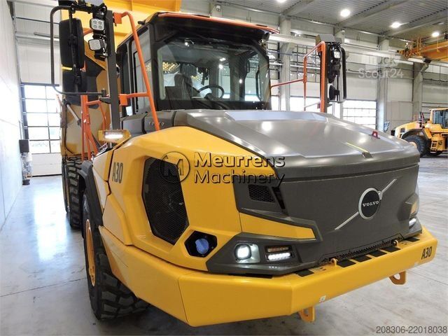 Sonstige VOLVO A30J