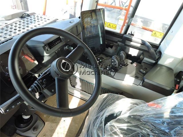 Sonstige VOLVO A30J