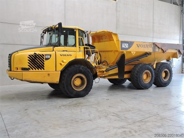 Sonstige VOLVO A25D