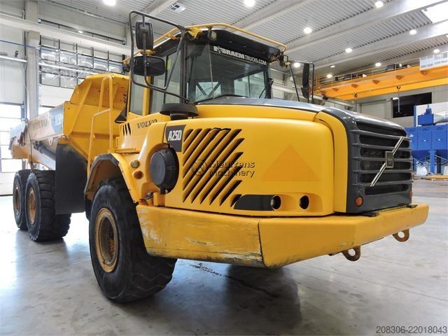 Sonstige VOLVO A25D