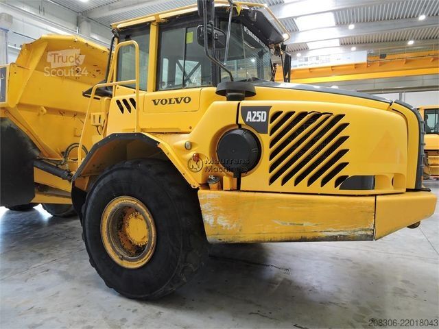 Sonstige VOLVO A25D