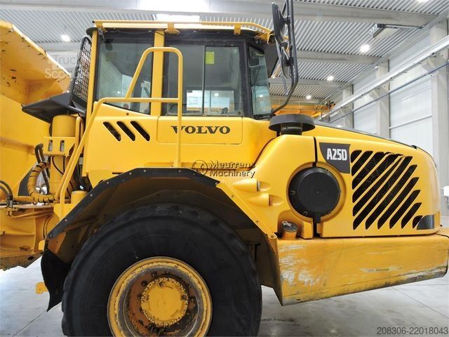 Sonstige VOLVO A25D