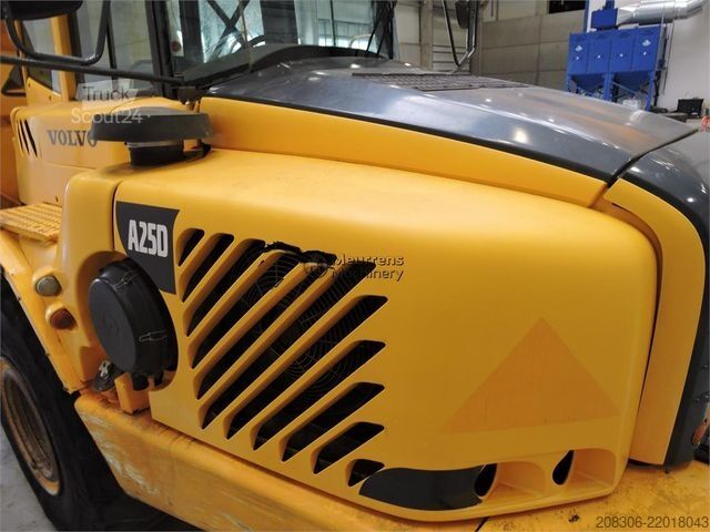 Sonstige VOLVO A25D