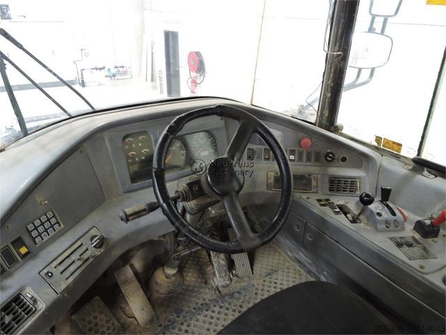 Sonstige VOLVO A25D