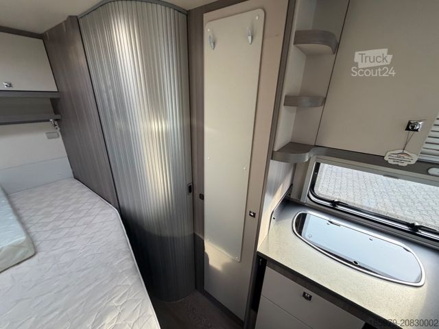 Halvintegrerad husbil HOBBY Optima OnTour T65 FL