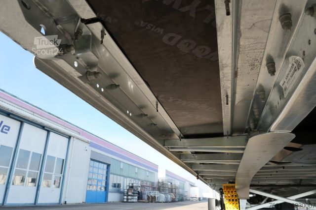 Semi-remorque fourgon SCHMITZ CARGOBULL SBO 18 / ROLLTOR / ZURRLEISTE / LIFTACHSE NEU !