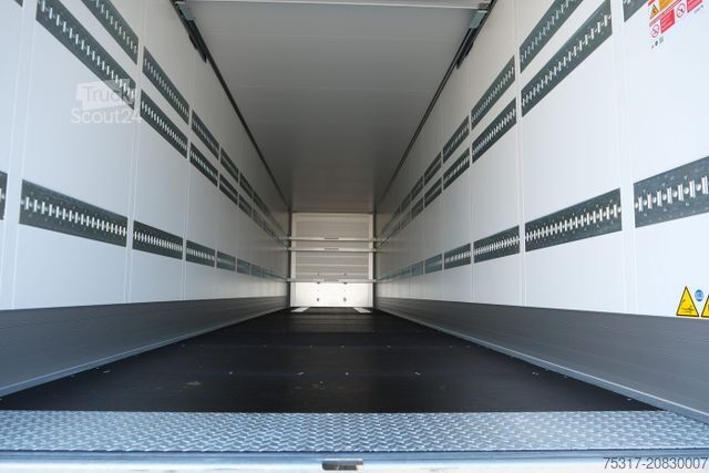 Semi-remorque fourgon SCHMITZ CARGOBULL SBO 18 / ROLLTOR / ZURRLEISTE / LIFTACHSE NEU !