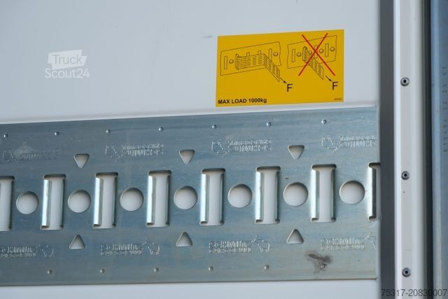 Semi-remorque fourgon SCHMITZ CARGOBULL SBO 18 / ROLLTOR / ZURRLEISTE / LIFTACHSE NEU !