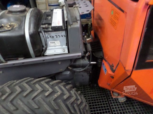 Altro HOLDER Holder A 750 4x4 1130 Betr Stunden 1 Hand