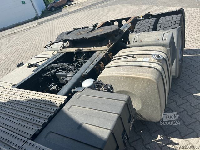 Τυπική μονάδα τράκτορα MAN TGX 18.440 XLX / Retarder